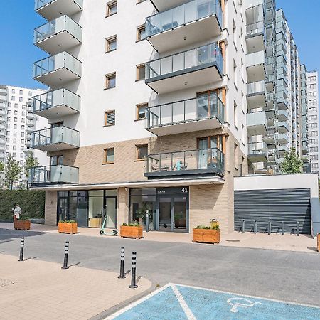 Hello Apartments Letnica With Private Parking Gdansk Bagian luar foto